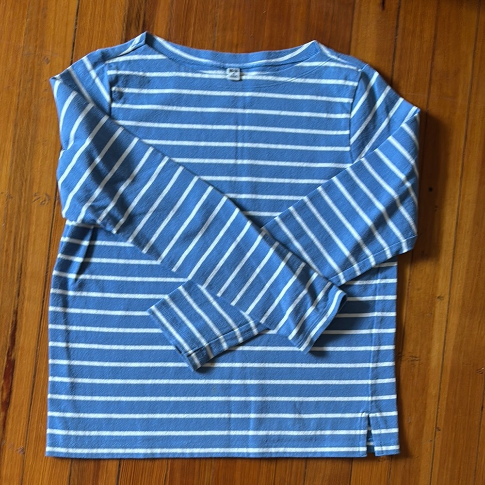 Uniqlo Blue and White Long Sleeve Tee